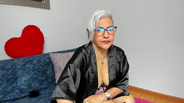 Snapshot of marilyn70 chatting on 02/05/26, 10:25 marilyn70 online show from 02/05/26, 10:25