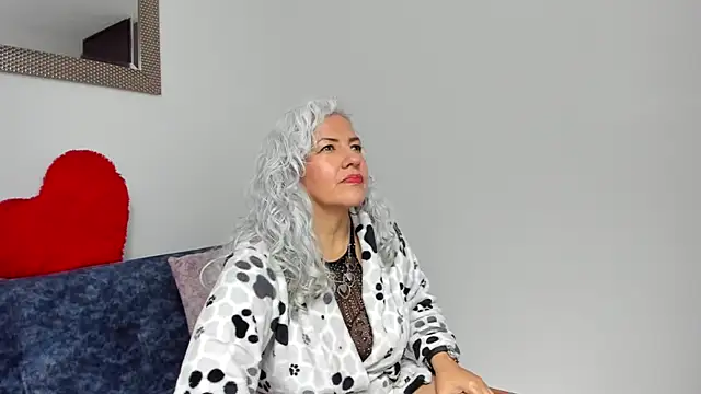 Snapshot of marilyn70 chatting on 02/07/26, 10:24 marilyn70 online show from 02/07/26, 10:24