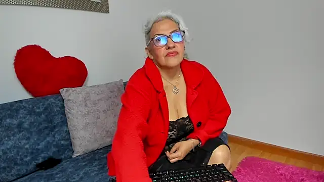 Snapshot of marilyn70 chatting on 02/19/26, 12:06 marilyn70 online show from 02/19/26, 12:06