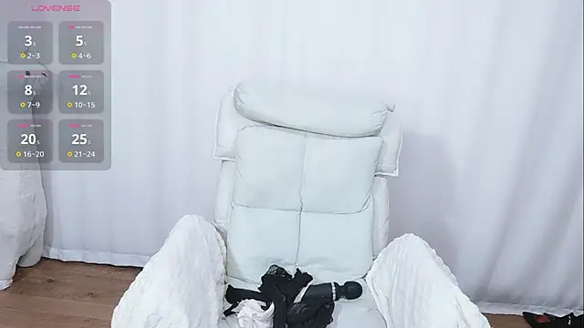 Ailsa-Baby online show from 11/22/25, 10:47