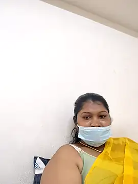 Snapshot of tamil_Miraclequeen chatting on 11/10/25, 04:33 tamil Miraclequeen online show from 11/10/25, 04:33