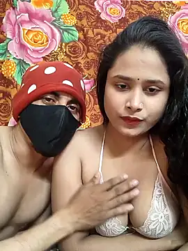 Seducing couple online show from 02/07/26, 09:57