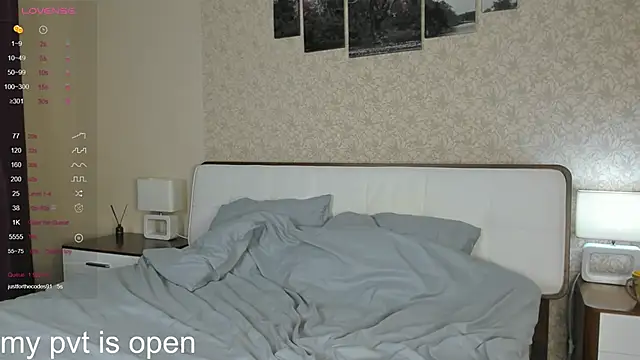 Snapshot of Anna_mileer chatting on 09/13/25, 01:05 Anna mileer online show from 09/13/25, 01:05