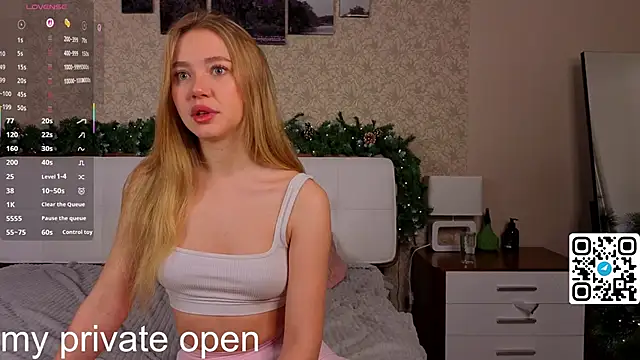 Snapshot of Anna_mileer chatting on 12/16/25, 01:21 Anna mileer online show from 12/16/25, 01:21