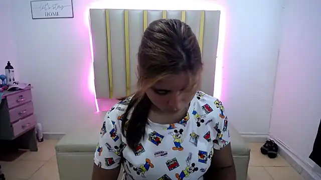 Snapshot of keilicita_tonny_18 chatting on 10/13/25, 05:13 keilicita tonny 18 online show from 10/13/25, 05:13