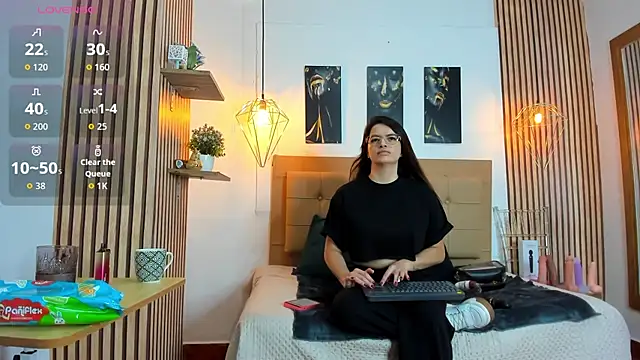  samanthaa foxx online show from 09/09/25, 10:37