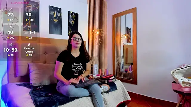  samanthaa foxx online show from 11/13/25, 10:36