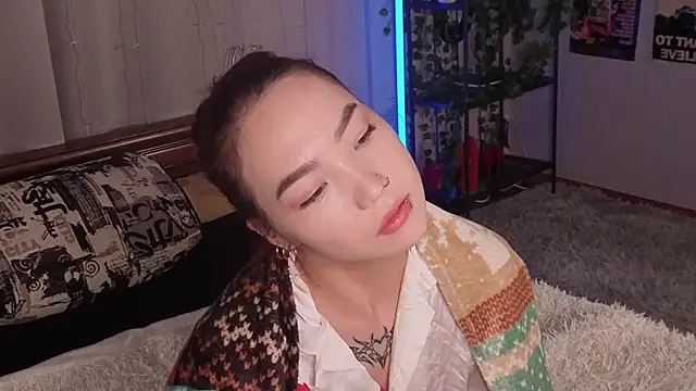 OdetteBiddy online show from 12/17/25, 08:15