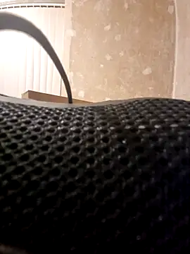 Snapshot of gazb90 chatting on 10/04/25, 11:47 gazb90 online show from 10/04/25, 11:47