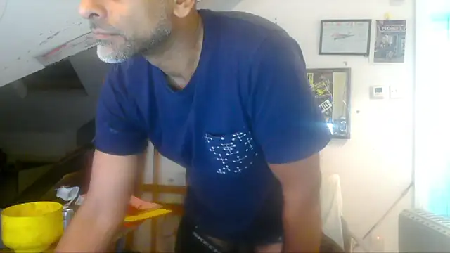 Snapshot of mista_sista_fista chatting on 04/15/26, 11:16 mista sista fista online show from 04/15/26, 11:16