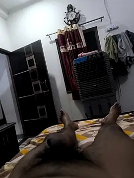 Snapshot of buntyk199 chatting on 10/26/25, 08:04 buntyk199 online show from 10/26/25, 08:04