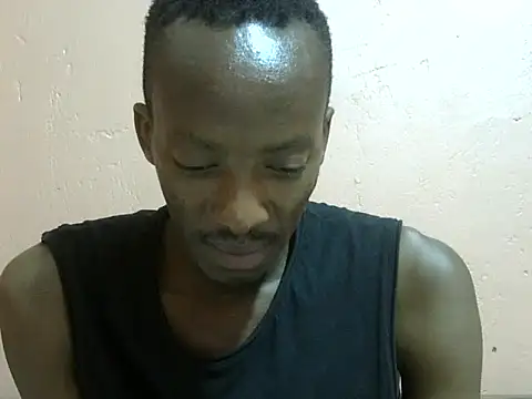 Snapshot of shadez94 chatting on 10/08/25, 10:18 shadez94 online show from 10/08/25, 10:18