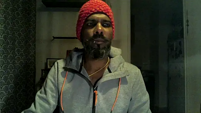 frenchblackc31 online show from 10/13/25, 04:45