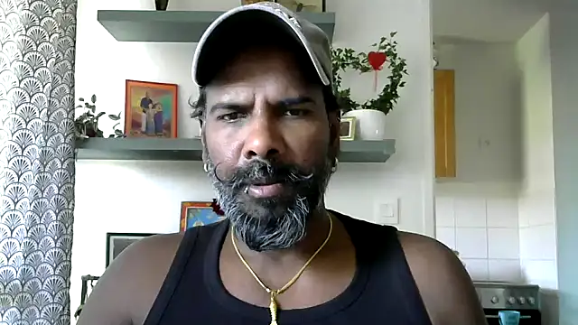 frenchblackc31 online show from 05/25/26, 02:23