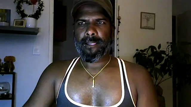 frenchblackc31 online show from 06/09/26, 07:36
