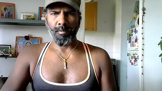 frenchblackc31 online show from 06/11/26, 09:07