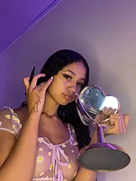 Snapshot of jadee8 chatting on 09/11/25, 10:54 jadee8 online show from 09/11/25, 10:54