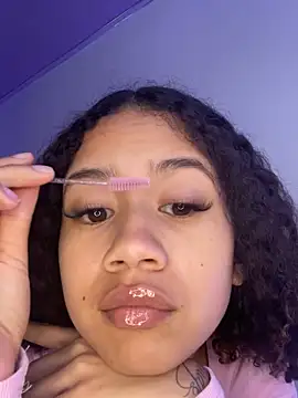 Snapshot of jadee8 chatting on 09/18/25, 08:11 jadee8 online show from 09/18/25, 08:11