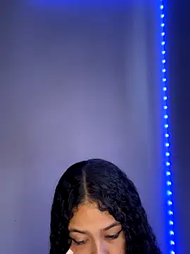 Snapshot of jadee8 chatting on 11/10/25, 07:46 jadee8 online show from 11/10/25, 07:46