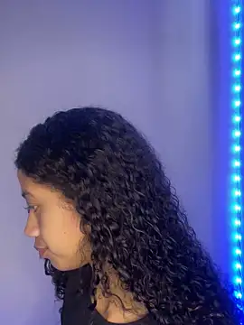 Snapshot of jadee8 chatting on 11/12/25, 07:35 jadee8 online show from 11/12/25, 07:35