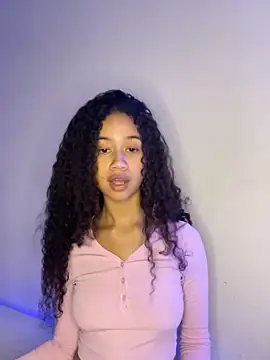 Snapshot of jadee8 chatting on 12/16/25, 09:09 jadee8 online show from 12/16/25, 09:09