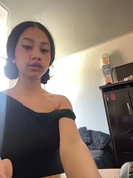 jadee8 online show from 02/04/26, 05:08