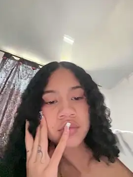 jadee8 online show from 04/20/26, 08:54