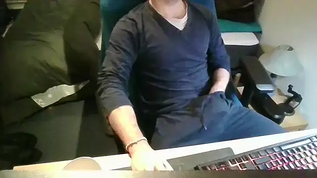 azdert210 online show from 03/03/26, 01:56