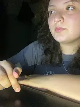 Snapshot of Solangerulo_ chatting on 02/23/26, 04:32 Solangerulo online show from 02/23/26, 04:32