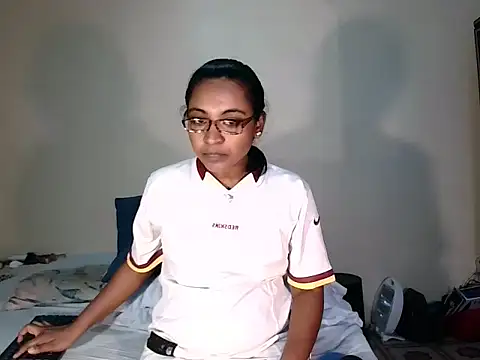 indiansweetflava online show from 11/23/25, 05:40