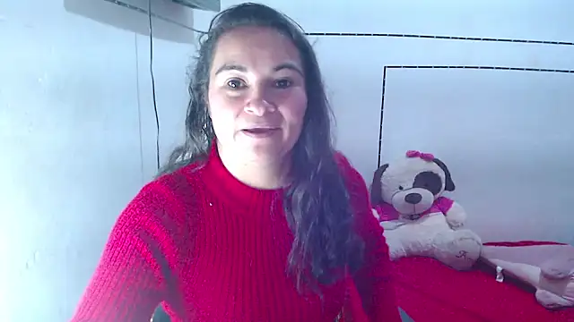 StefiAlizon70 online show from 11/18/25, 12:49