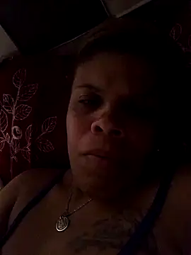 Esperanza 13 online show from 06/11/26, 02:11