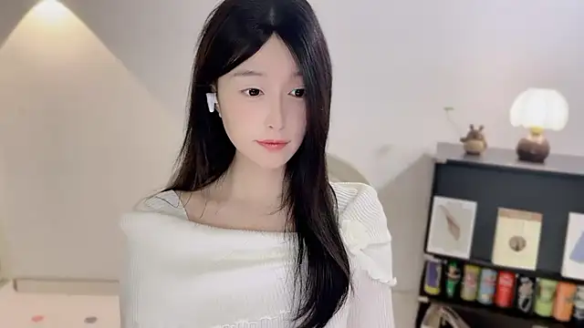 Onechestnut online show from 12/20/25, 01:07