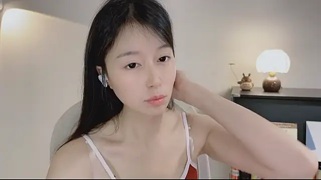 Onechestnut online show from 04/20/26, 04:59