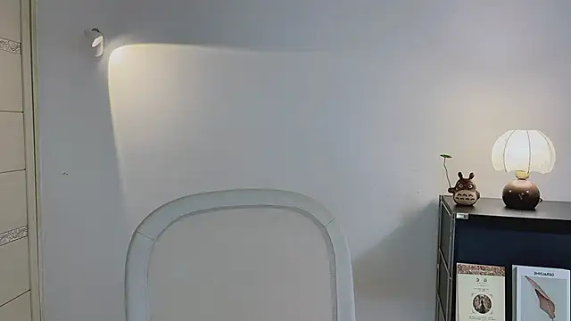 Onechestnut online show from 04/28/26, 05:12