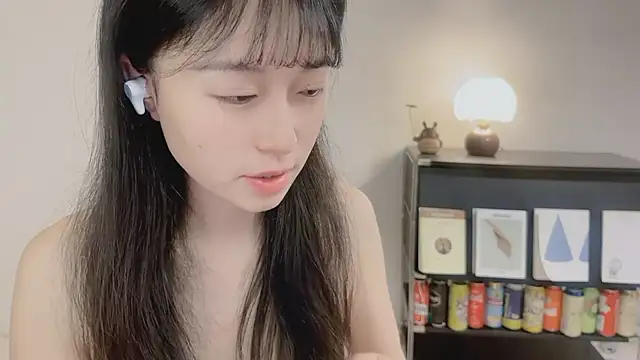 Onechestnut online show from 05/17/26, 03:48