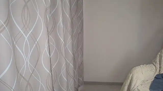 miss  Sophie online show from 12/14/25, 10:42