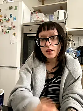 severingratty online show from 09/27/25, 09:58