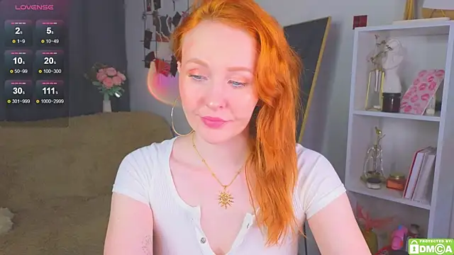 Snapshot of JoyceJones chatting on 10/02/25, 07:10 JoyceJones online show from 10/02/25, 07:10