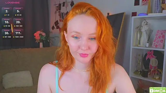 Snapshot of JoyceJones chatting on 11/29/25, 08:12 JoyceJones online show from 11/29/25, 08:12