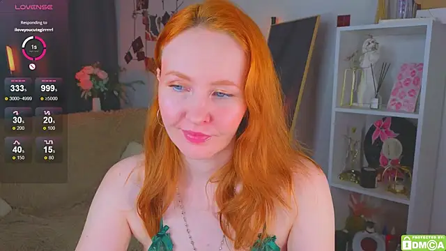 Snapshot of JoyceJones chatting on 11/30/25, 08:13 JoyceJones online show from 11/30/25, 08:13