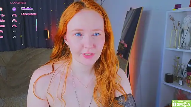 JoyceJones online show from 07/22/26, 11:35