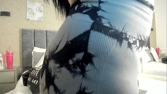 Lunaa bellaa online show from 11/24/25, 07:35