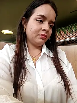 Snapshot of Lambedora_69 chatting on 09/25/25, 07:39 Lambedora 69 online show from 09/25/25, 07:39