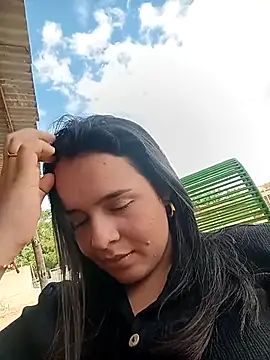 Snapshot of Lambedora_69 chatting on 10/08/25, 07:00 Lambedora 69 online show from 10/08/25, 07:00