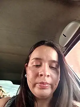 Snapshot of Lambedora_69 chatting on 10/10/25, 07:35 Lambedora 69 online show from 10/10/25, 07:35