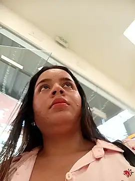 Snapshot of Lambedora_69 chatting on 10/24/25, 07:54 Lambedora 69 online show from 10/24/25, 07:54