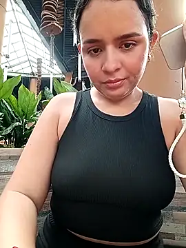 Snapshot of Lambedora_69 chatting on 11/12/25, 07:46 Lambedora 69 online show from 11/12/25, 07:46