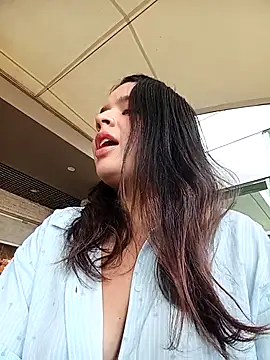 Snapshot of Lambedora_69 chatting on 11/25/25, 07:36 Lambedora 69 online show from 11/25/25, 07:36