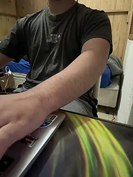 Snapshot of Brinquedo-da-zoe chatting on 02/26/26, 05:17 Brinquedo-da-zoe online show from 02/26/26, 05:17